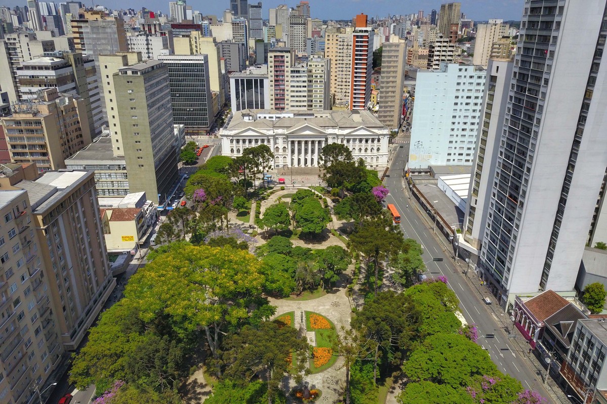 Governo do Paraná prorroga medidas restritivas contra a Covid até 15 de setembro